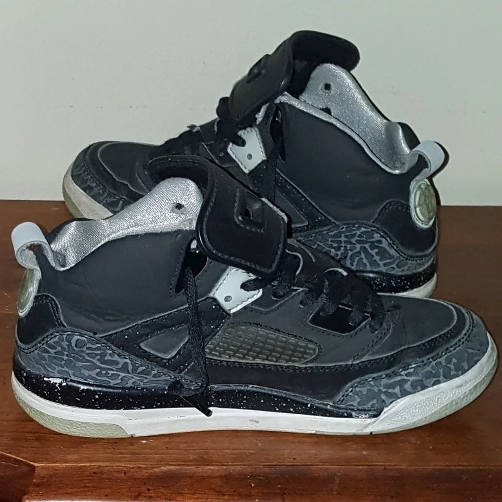 𝅺KID'S Jordan Spizike